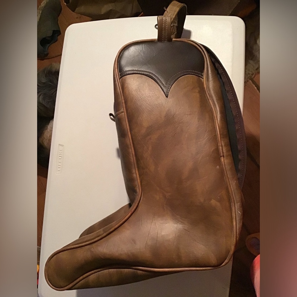 Faux leather boot carrier storage dust cover cowgirl boots zippered